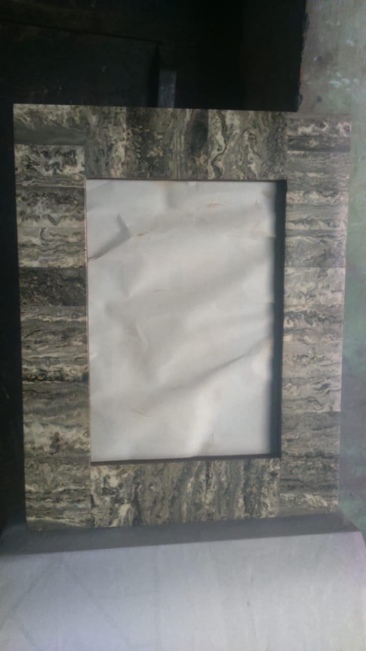 Resin Mop Picture frame